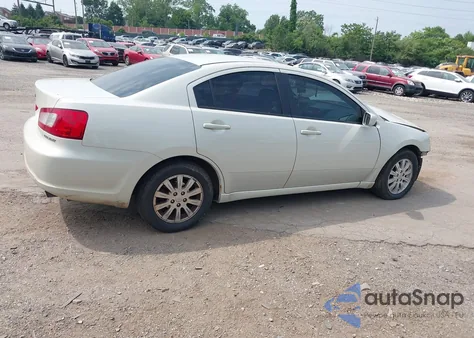 2009 Mitsubishi Galant Es/Sport Edition z USA, uszkodzony, nr VIN 4A3AB36F99E029540